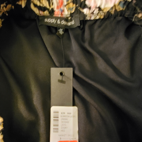 Floral layered skirt - Picture 3 of 4